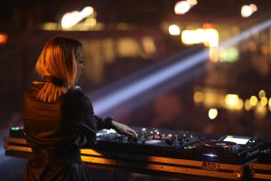 Boite nuit Barcelone : immersion dans l'éclat de la fête