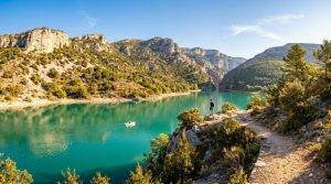 Découvrir le lac de Montpezat : évasion au cœur du Verdon