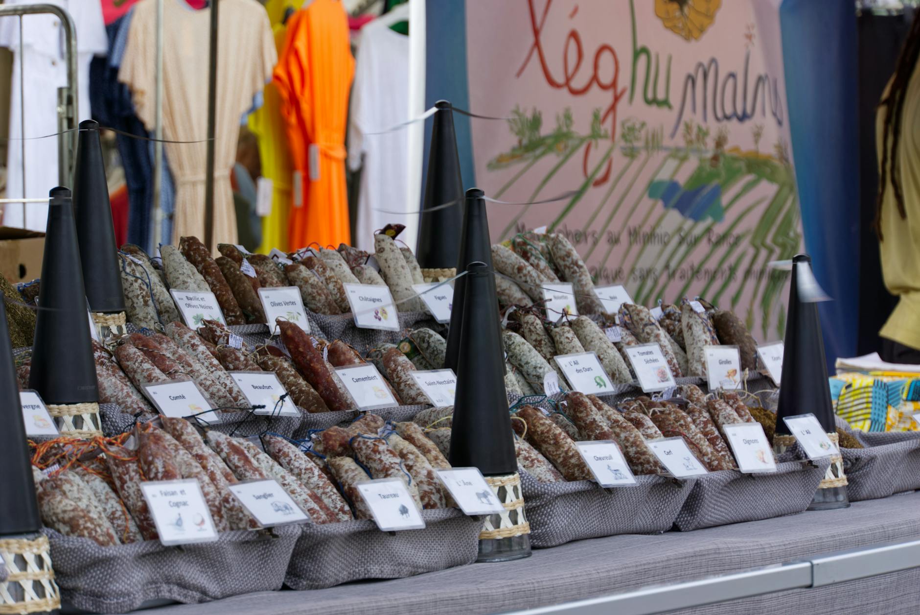 Flânerie au marché d&rsquo;Argelès-Gazost : l&rsquo;âme des Pyrénées