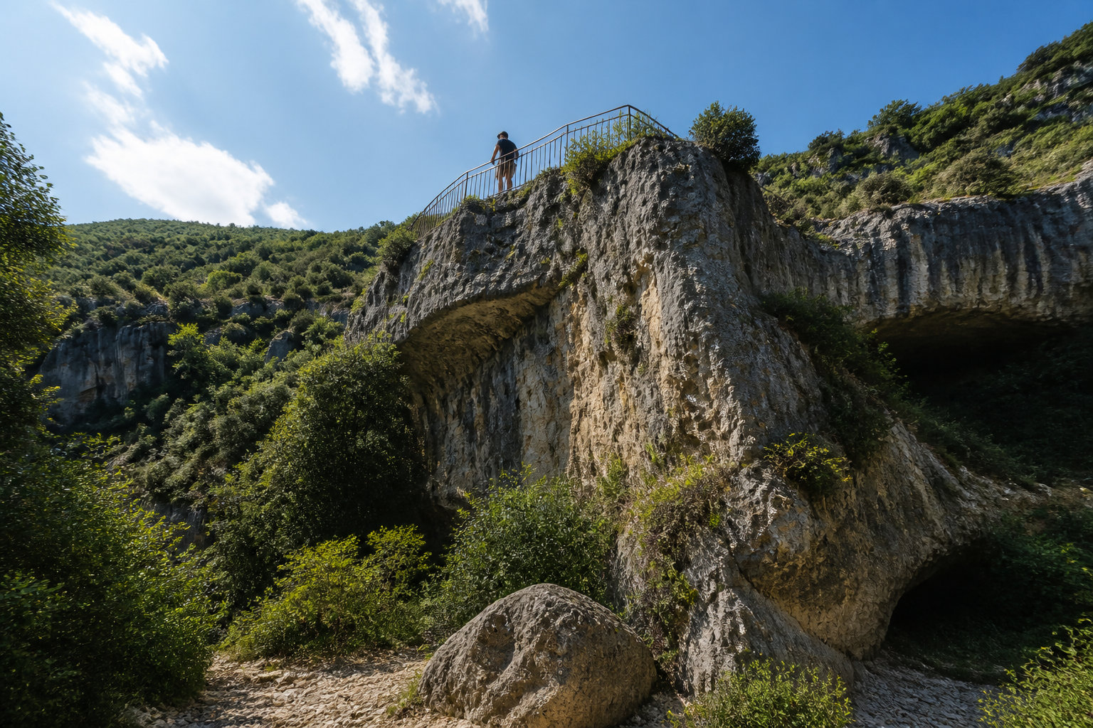 02, Sélectionner son itinéraire entre canyon et falaises