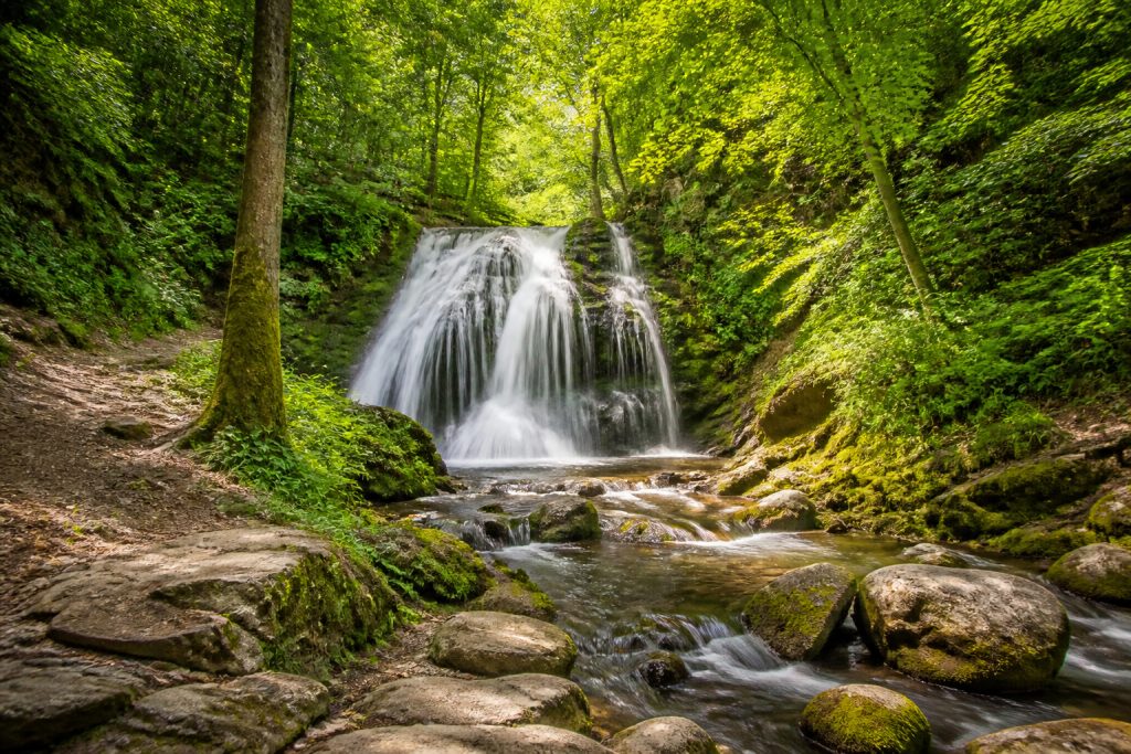 Cascades d'Auvergne : balades faciles et nature