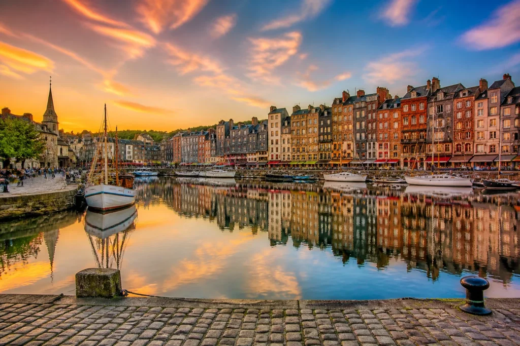 Vieux bassin honfleur coucher de soleil