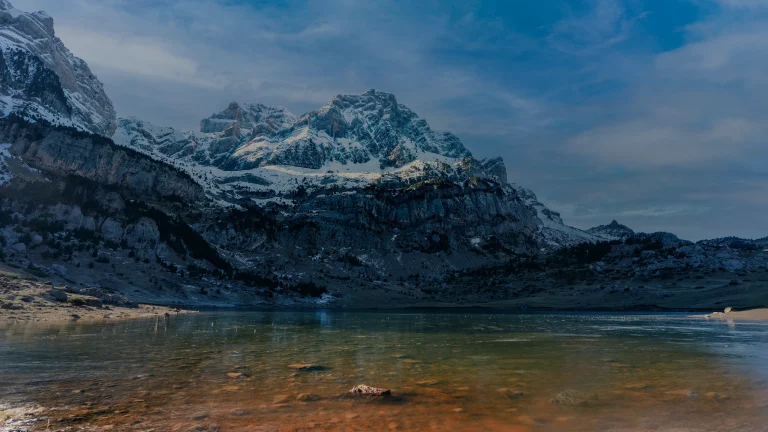 Lac d'Ayous : tour des lacs, accès, saison et règles